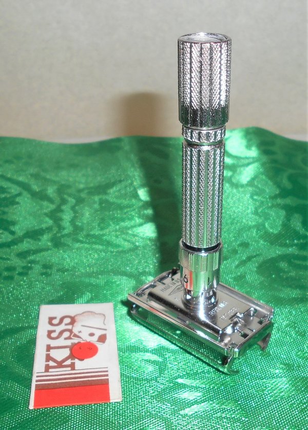 1959 Gillette Fat Boy Razor Refurbished Replated Rhodium E4–CH7 (26).JPG