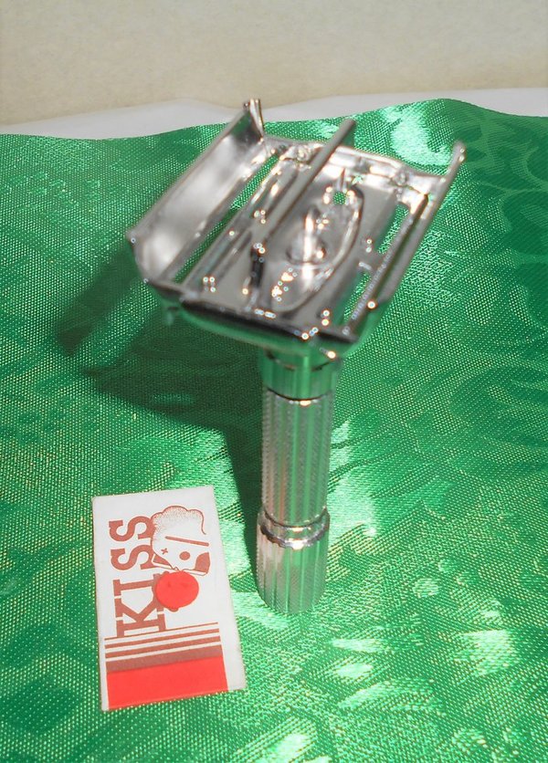 1959 Gillette Fat Boy Razor Refurbished Replated Rhodium E4–CH7 (30).JPG
