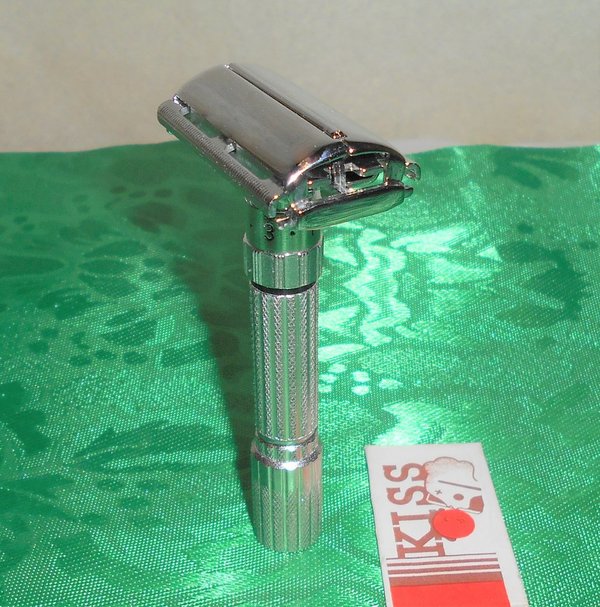 1959 Gillette Fat Boy Razor Refurbished Replated Rhodium E4–CH7 (31).JPG