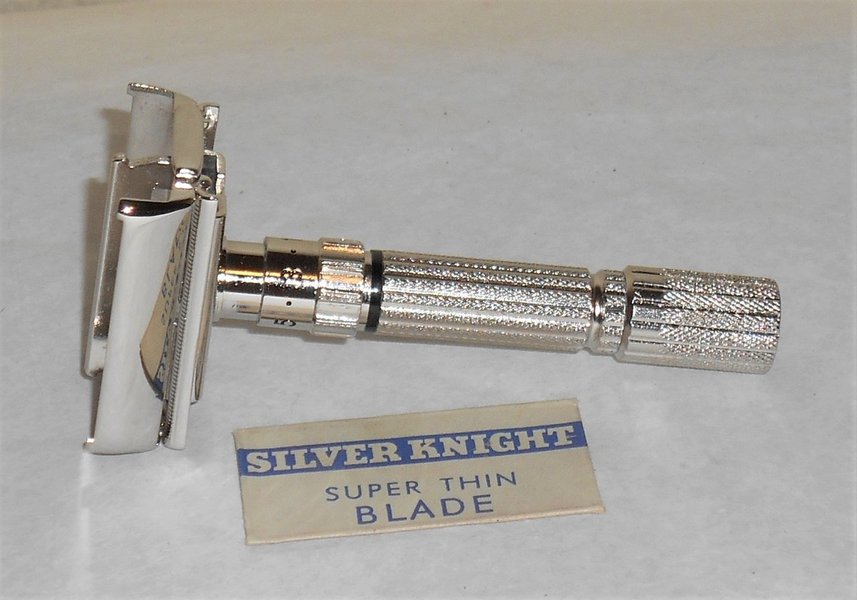 1959 Gillette Fat Boy Razor Adjustable Replated Bright Nickel E2–#21 (22).JPG