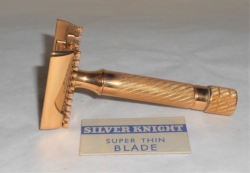 1936 Gillette Aristocrat Razor TTO Adjustable Replated 24 Karat Gold 36–47 (34).JPG