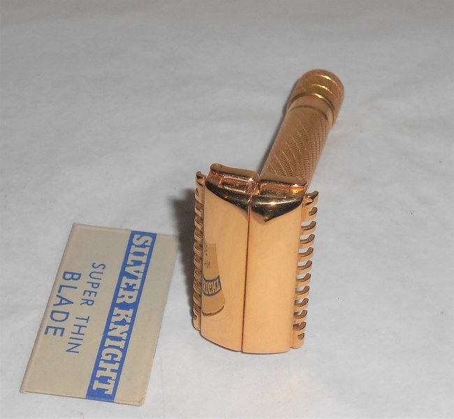 1936 Gillette Aristocrat Razor TTO Adjustable Replated 24 Karat Gold 36–47 (55).JPG