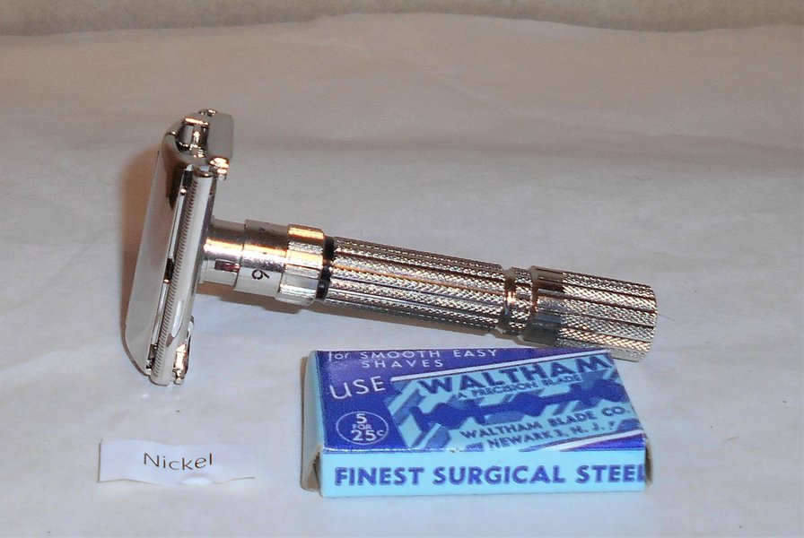 Gillette 1960 Fat Boy Razor Refurbished Replated Mirror Nickel F1- VX1 (40).JPG