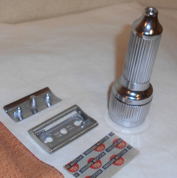 Staley Vibrating Razor W Original Leather Pouch (67).JPG