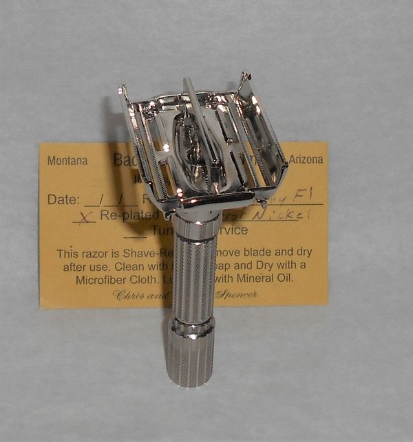 Gillette 1960 TTO Adjustable Fat Boy Razor Refurbished Replated Mirror Nickel (46).JPG