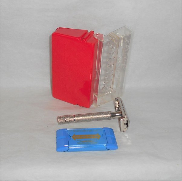 Gillette 1951 Superspeed W Case Mint Condition All Original W2 (83).JPG