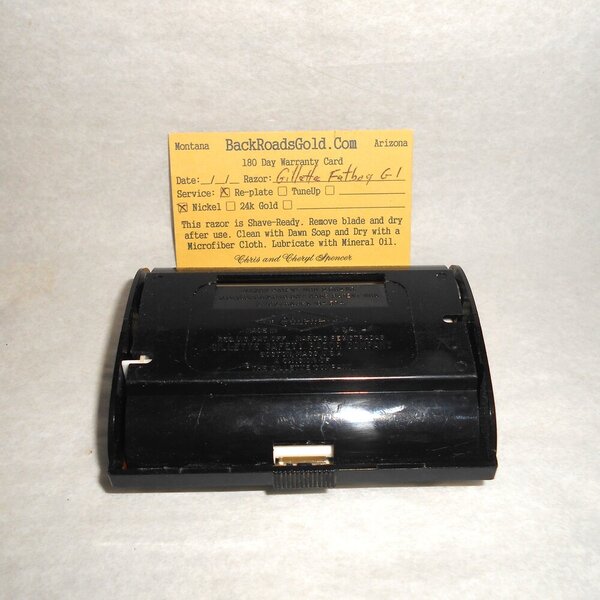 Gillette 1961 Fat Boy Razor W Case Blades Adjustable Replated Mirror Nickel G1–98 (12).JPG
