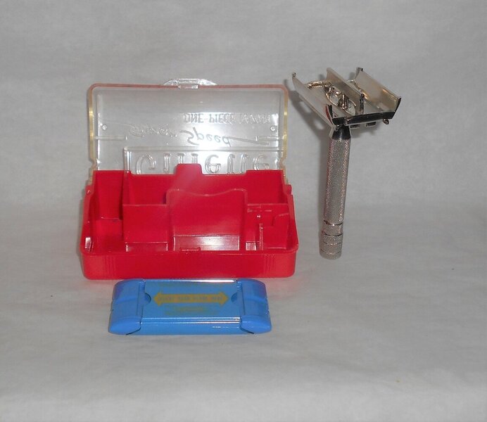 Gillette 1951 Superspeed W Case Mint Condition All Original W2 (71).JPG